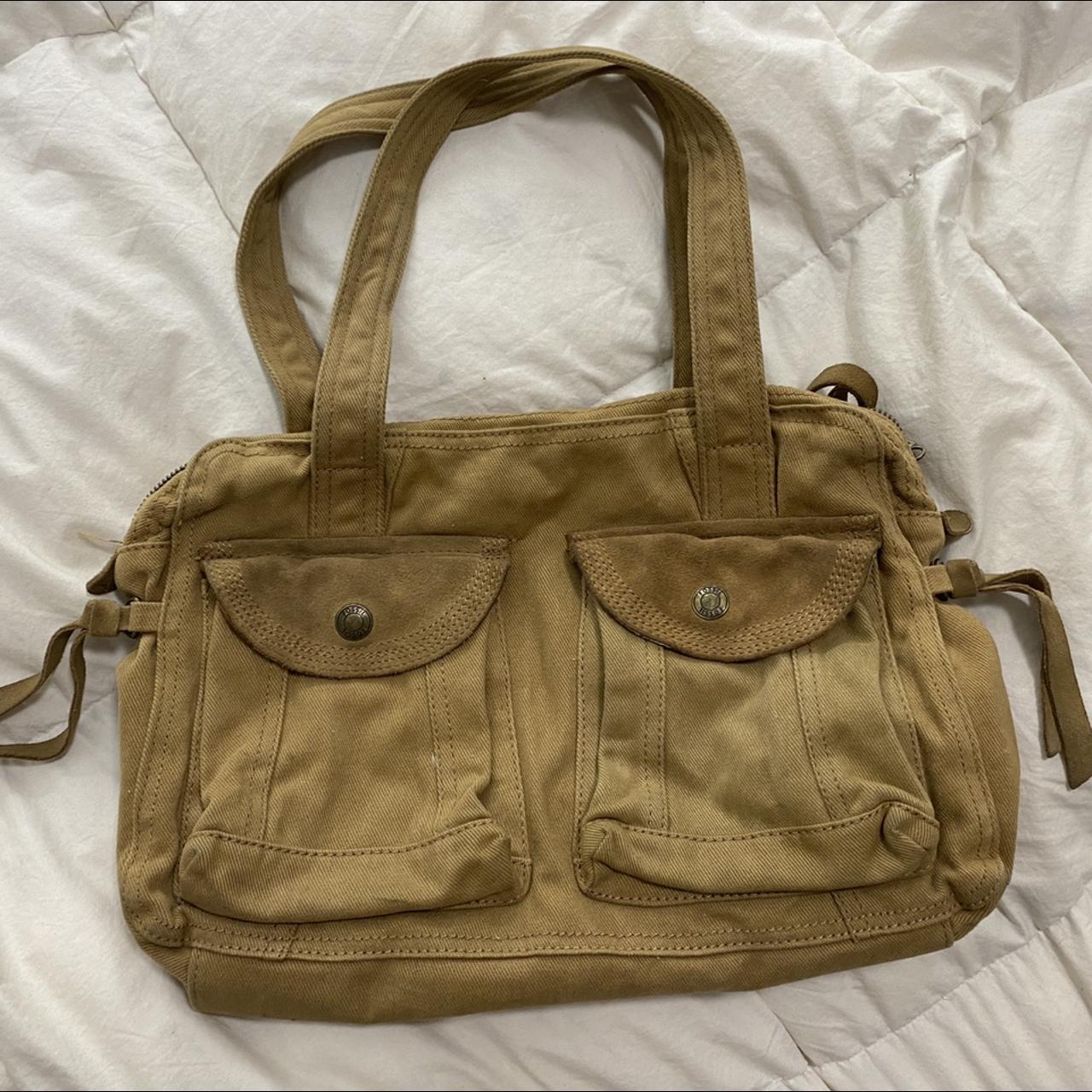 Fossil vintage beige hand bag. Floral interior Depop