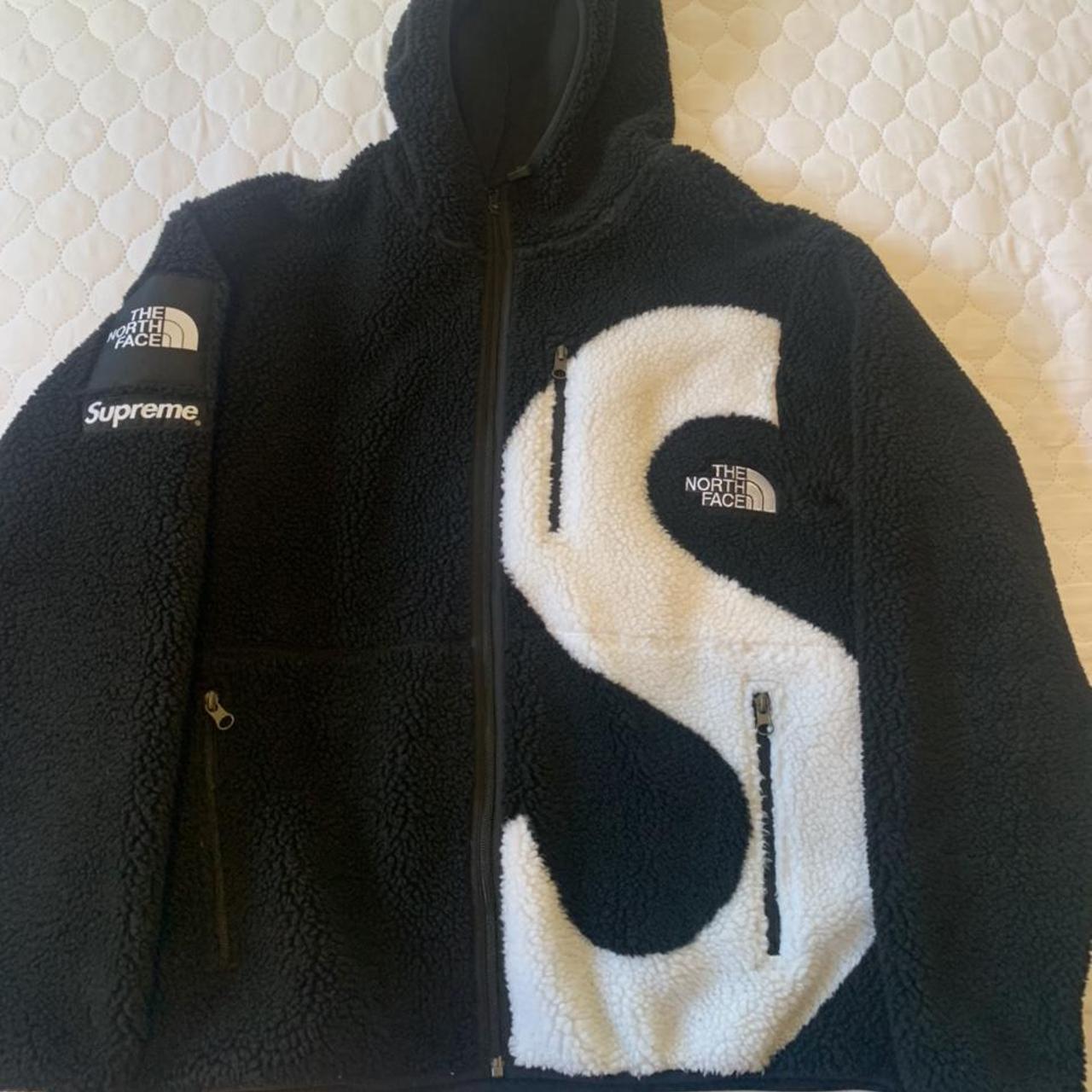 Supreme the north face Sherpa fleece hoodie size... Depop