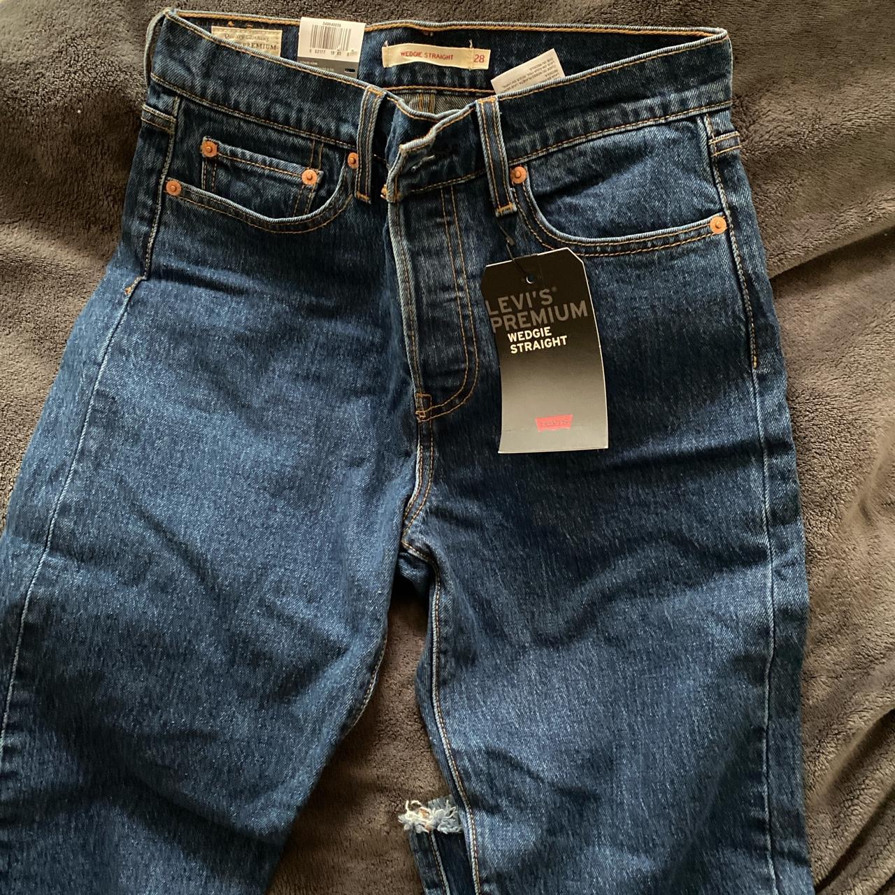 Levi's Women's Jeans | Depop