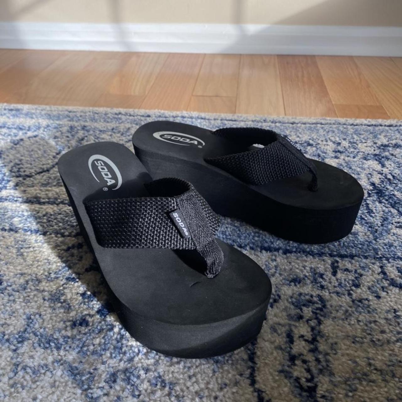 soda platform flip flops