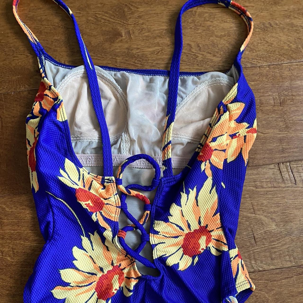 La Blanca Women's Yellow and Blue Swimsuitonepiece Depop