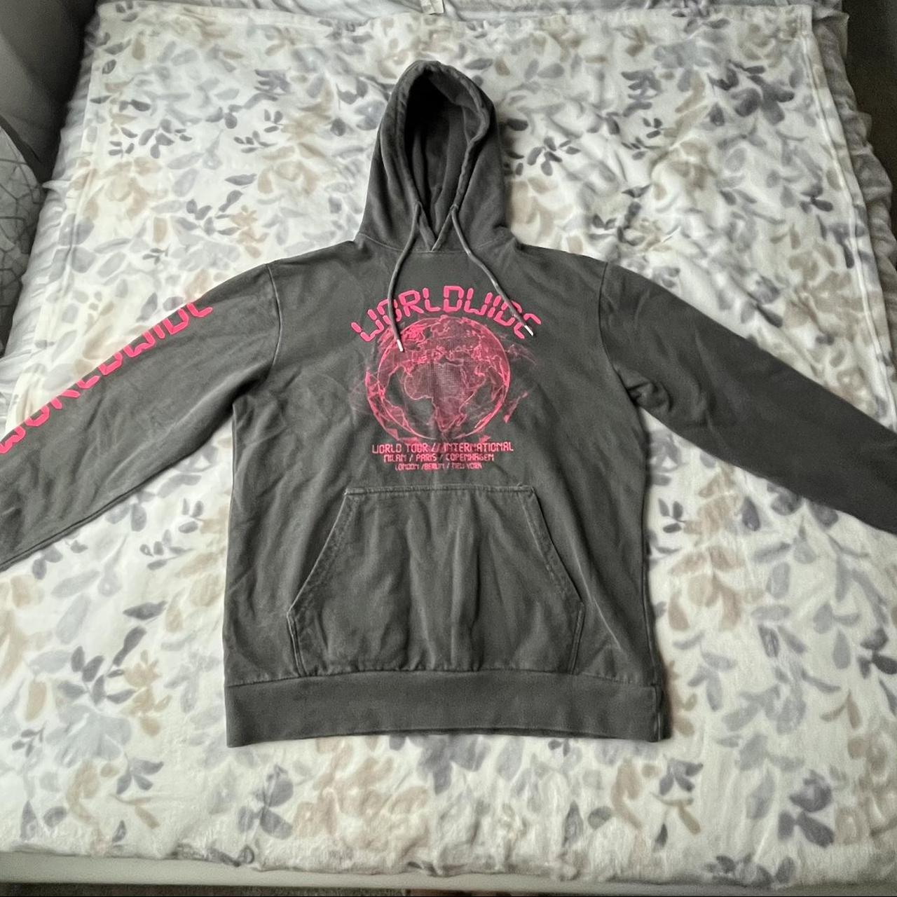 Worldwide hoodie from pretty little thing. Only worn... - Depop