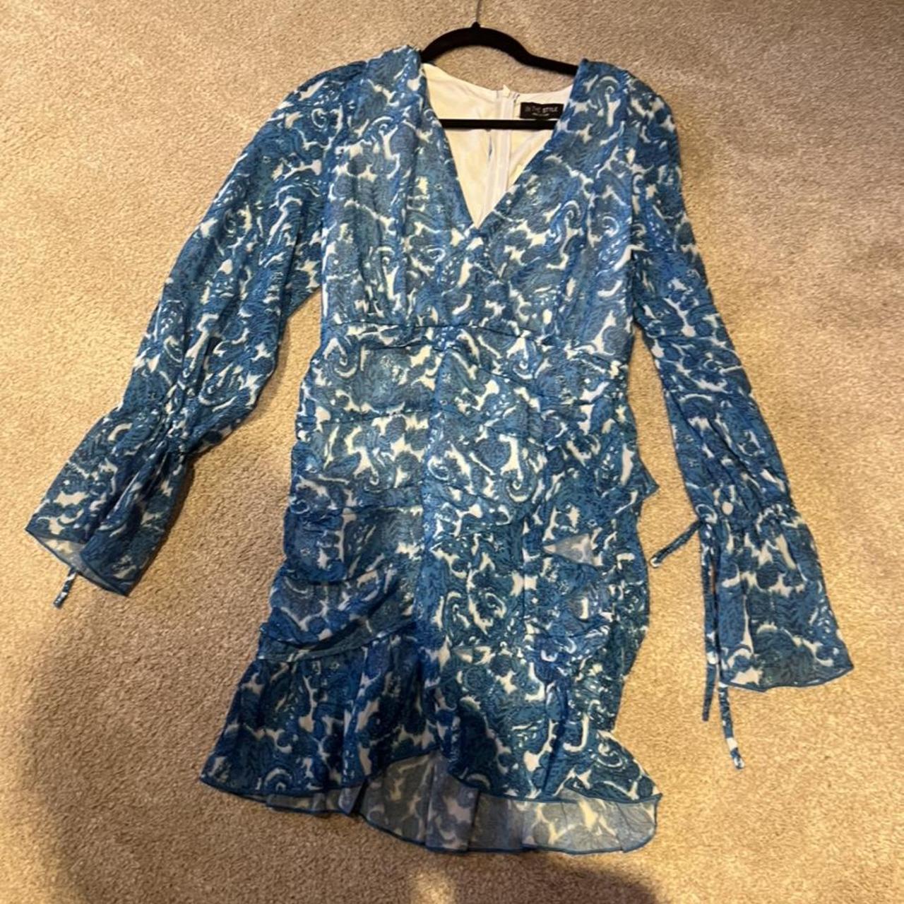 Saffron barker in the style dress Never worn tags... Depop