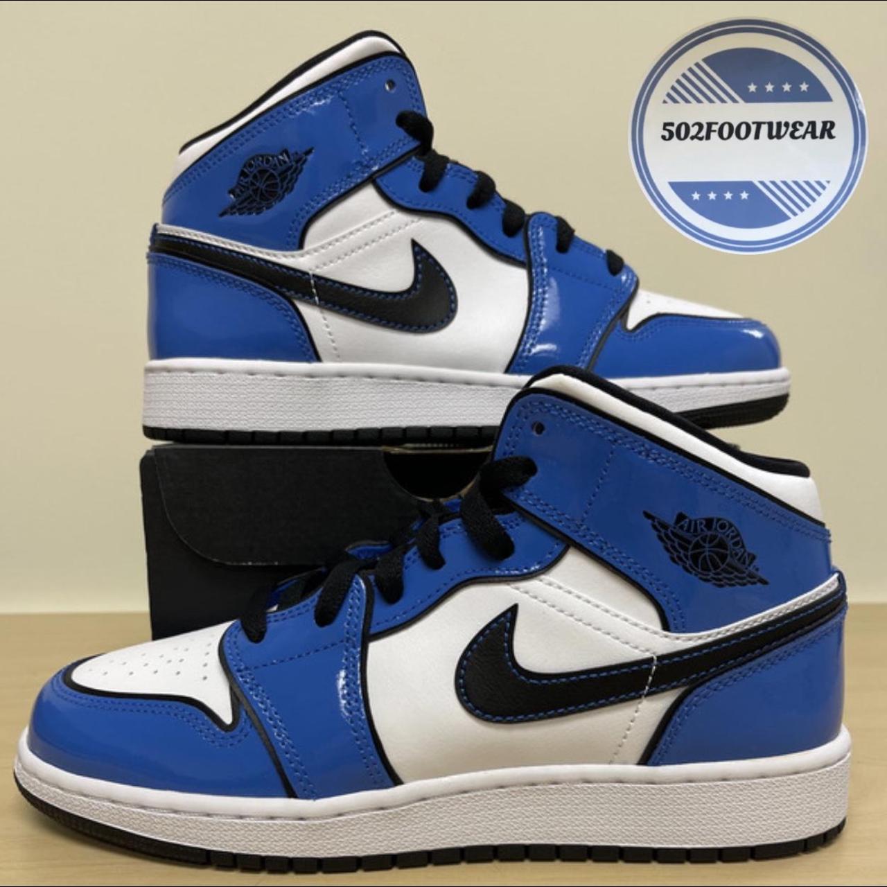 Nike Air Jordan 1 mid se gs signal blue - Brand... - Depop