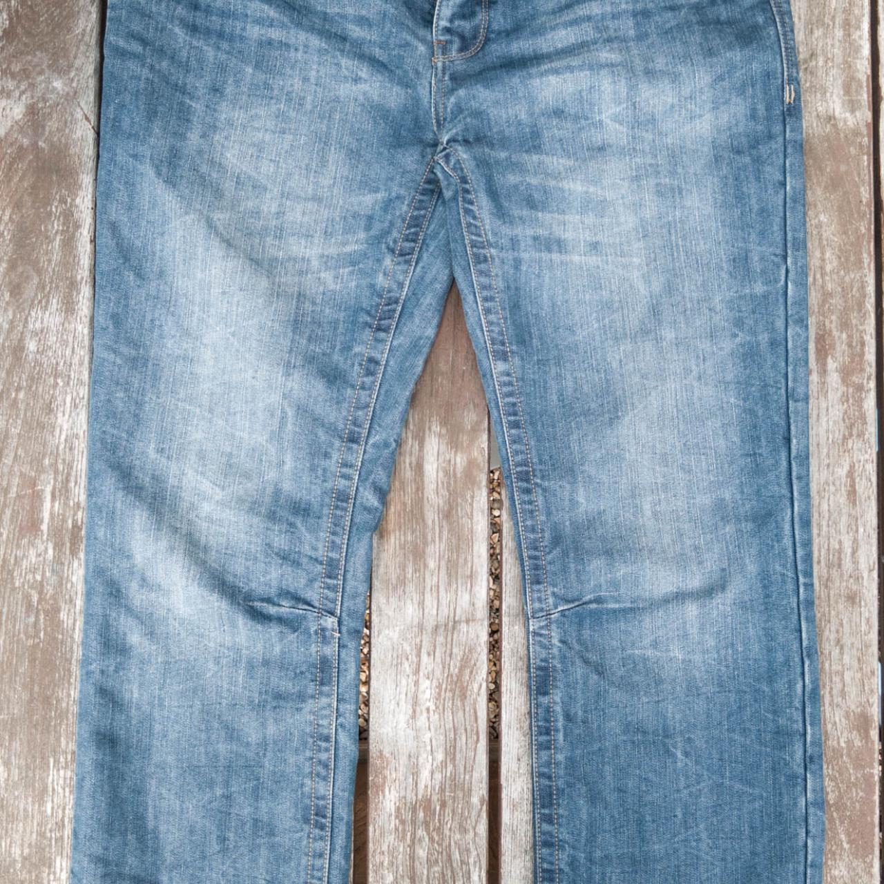 Good quality men's jeans, only wore 34 times.... Depop