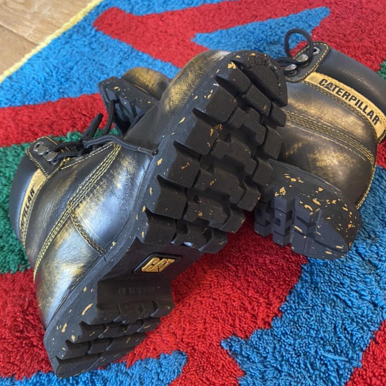 CAT Construction Boots Some creasing from wearing... Depop