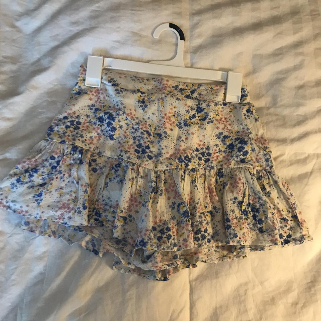 PREPPY SKIRT💐Forever 21 skirt with shorts attached... - Depop