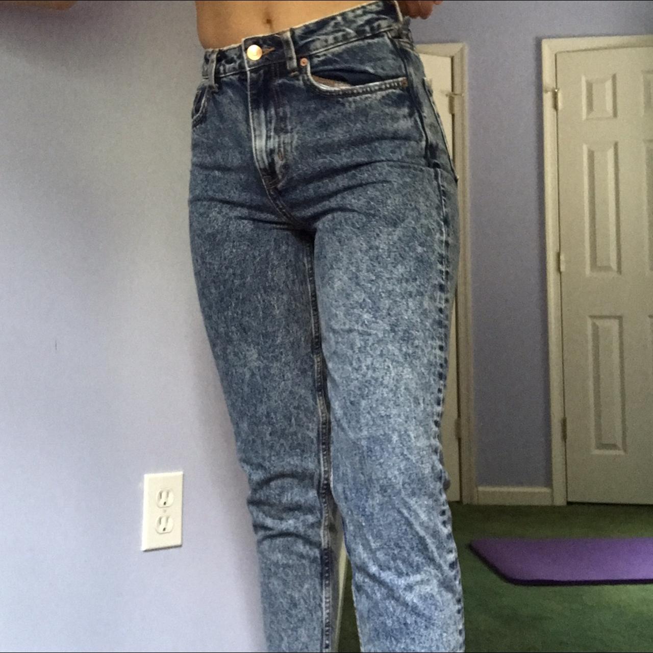 very cool dark acid wash mom jeans from h&m!!! in... - Depop