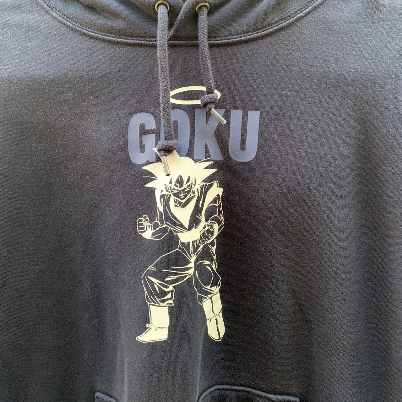 Uniqlo outlet goku hoodie