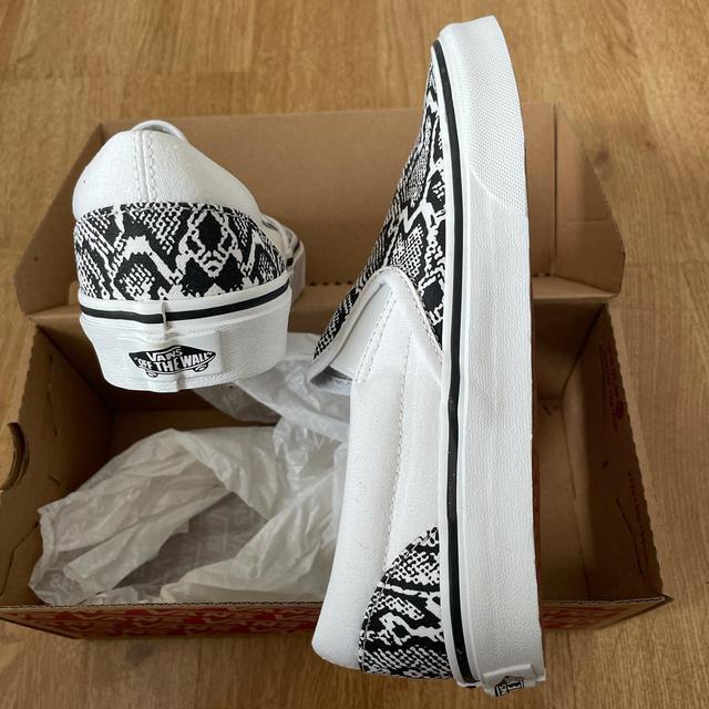 Vans/Supreme Classic Slip-on White Castle SS15 - Depop