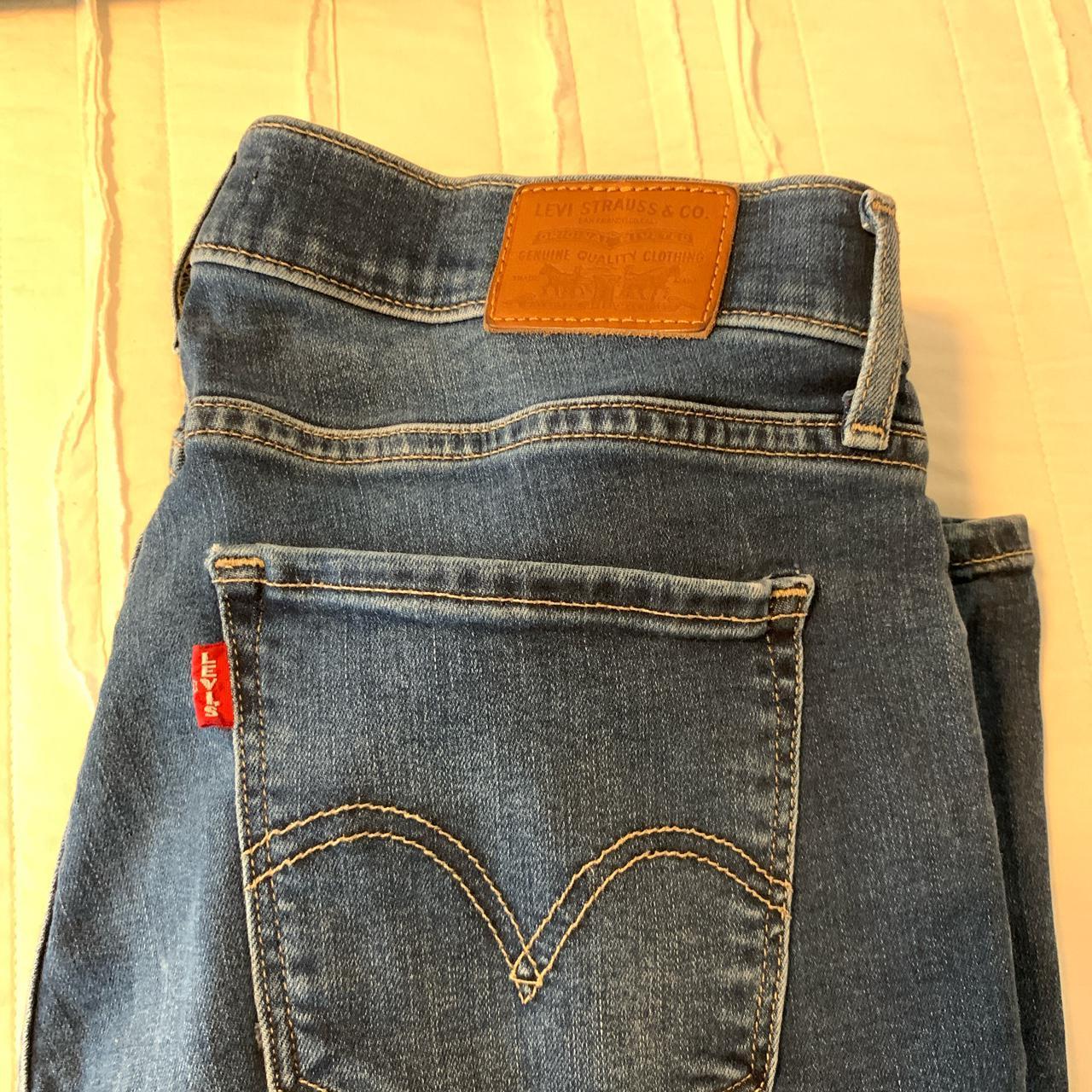 Levi’s jeans! Style is curvy skinny and these are... - Depop