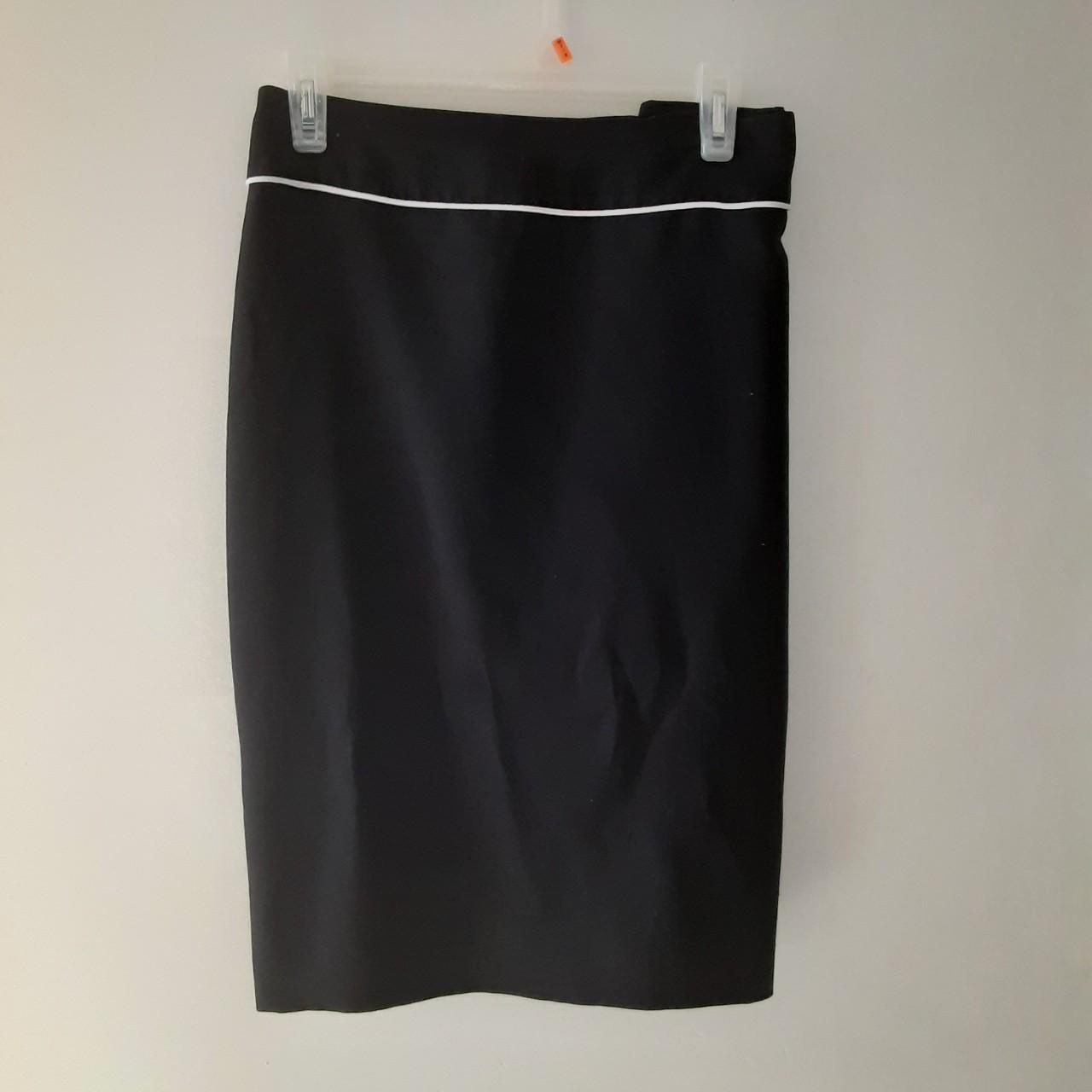 Women's Black and White Skirt | Depop