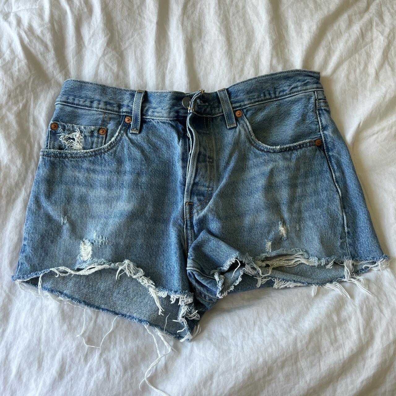 Levis 501 shorts clearance waveline