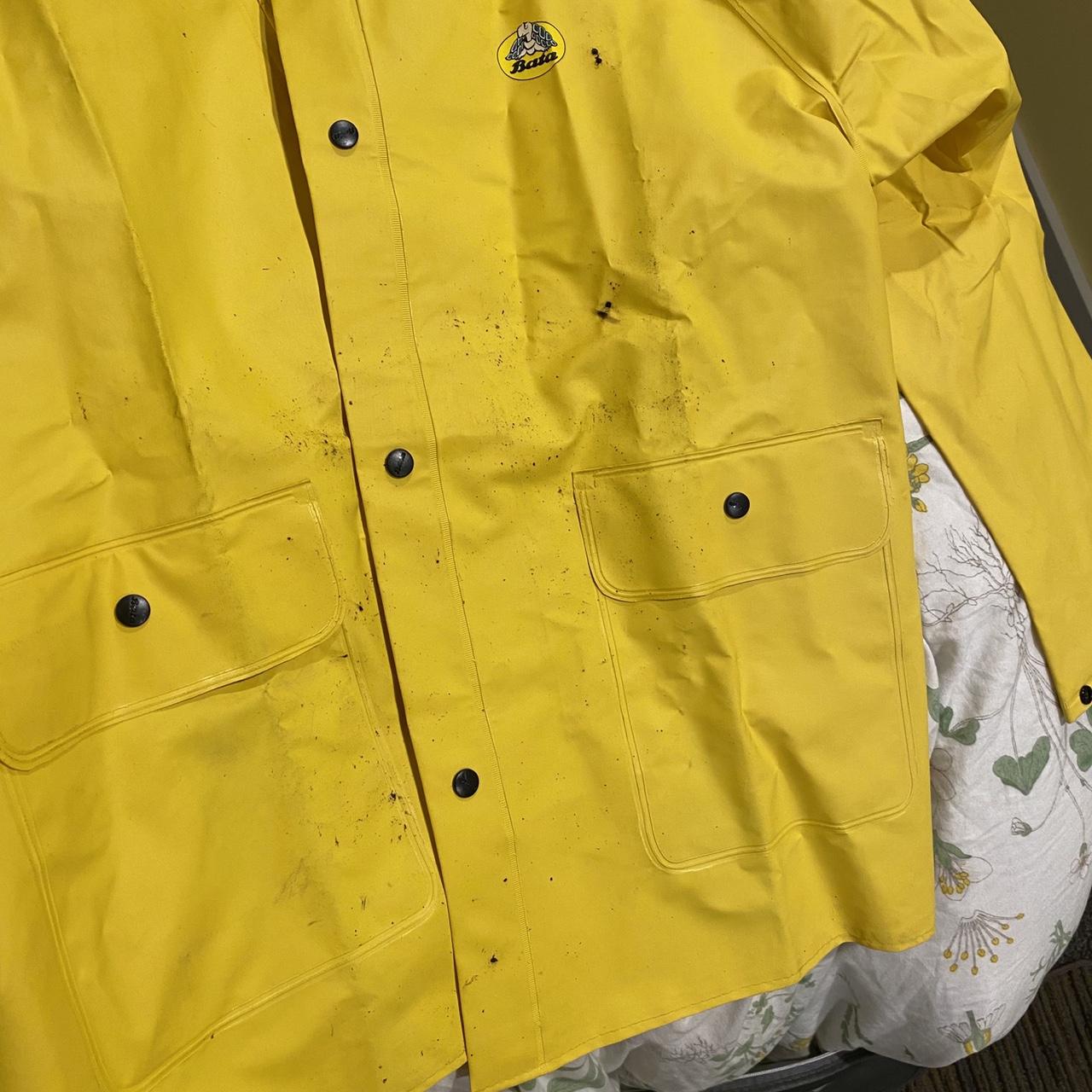 Serious rubber ducky rain jacket thingy. This thing... - Depop