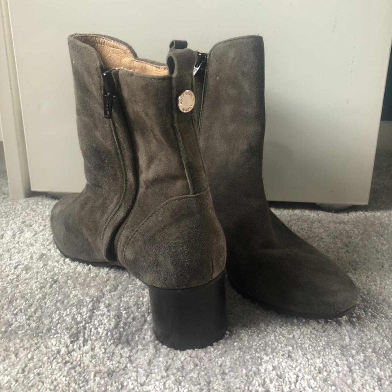 SIMPLY STUNNING BRAND NEW MCQ BY ALEXANDER MCQUEEN | Depop