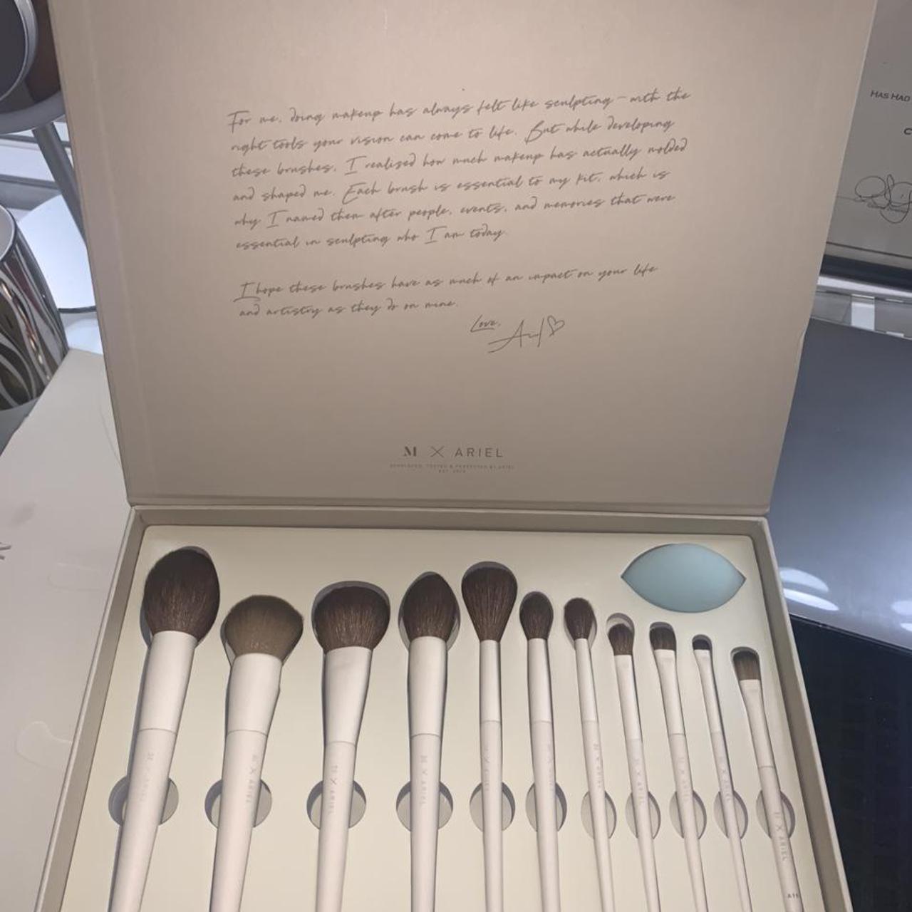 ARIEL x MORPHE BRUSHES ALWAYS sold out Complete... Depop