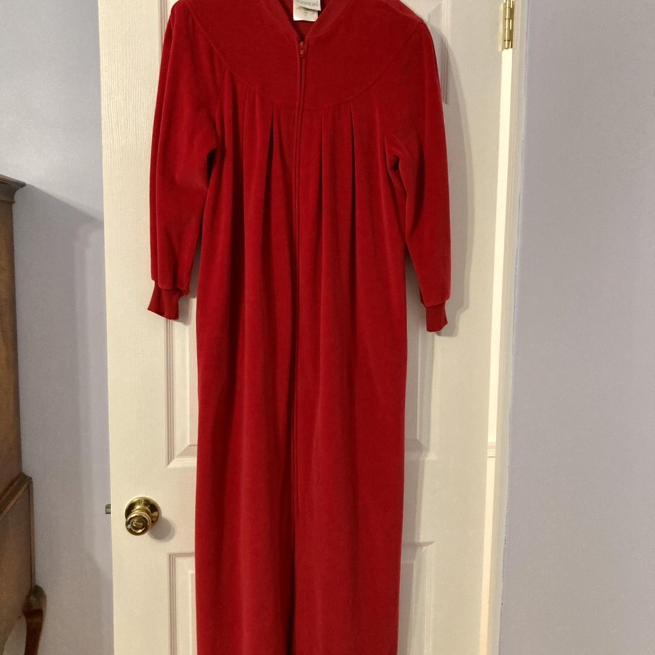 Women's Robe | Depop