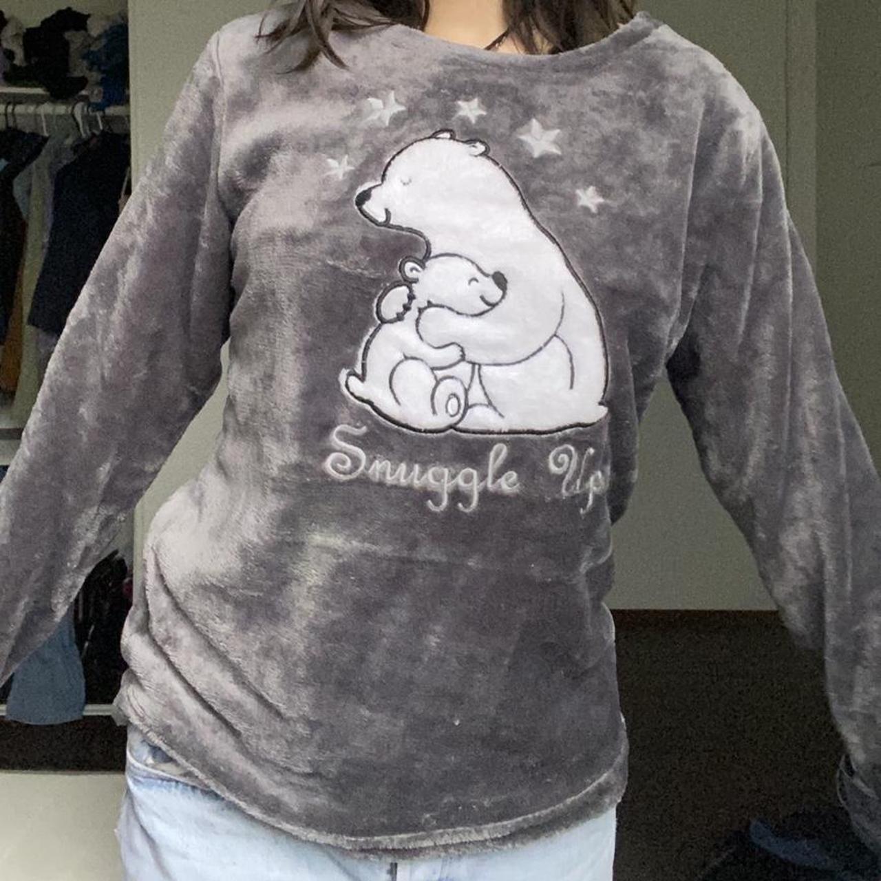 Polar bear sweater Really soft // never worn... - Depop