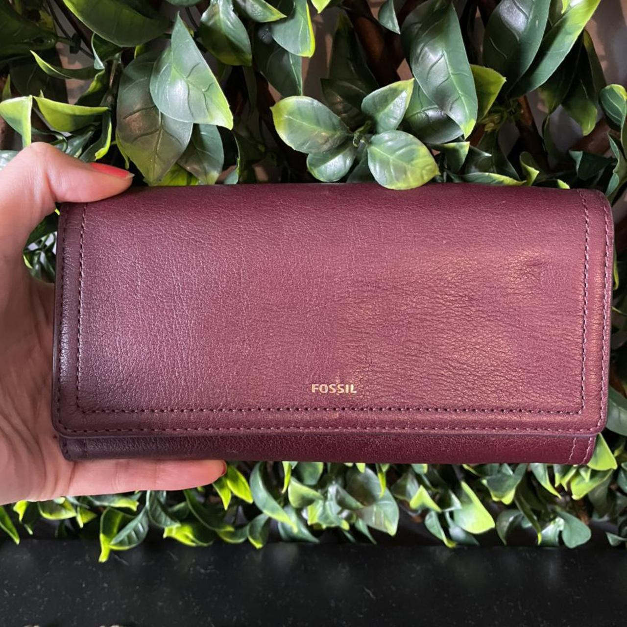 Fossil Purse. Gently used 🌹 | Fossil purse, Purses, Fossil