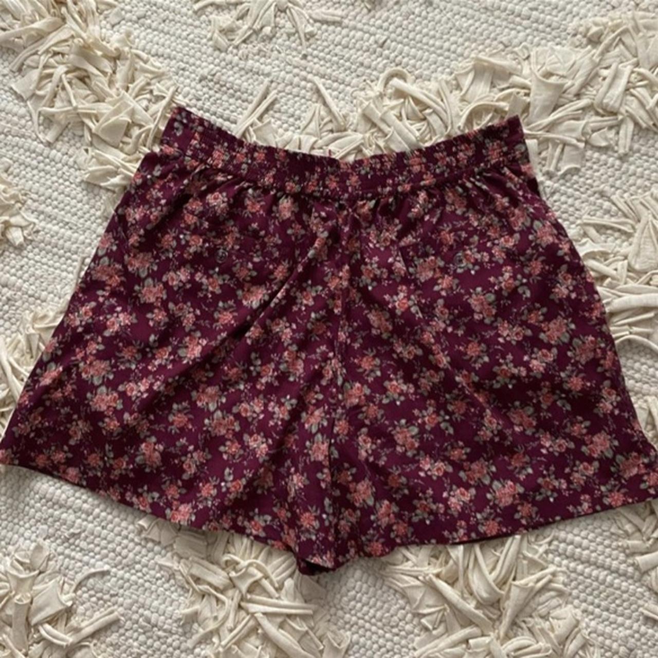 Next Women's Purple Shorts (3)