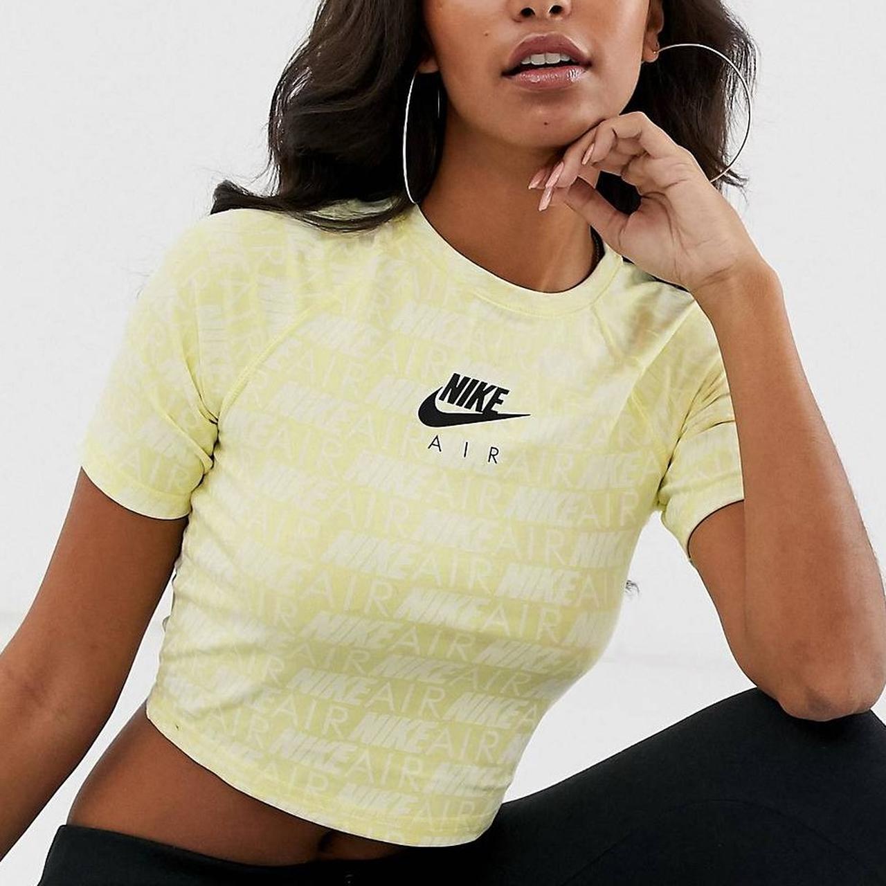 Nike crop best sale top yellow