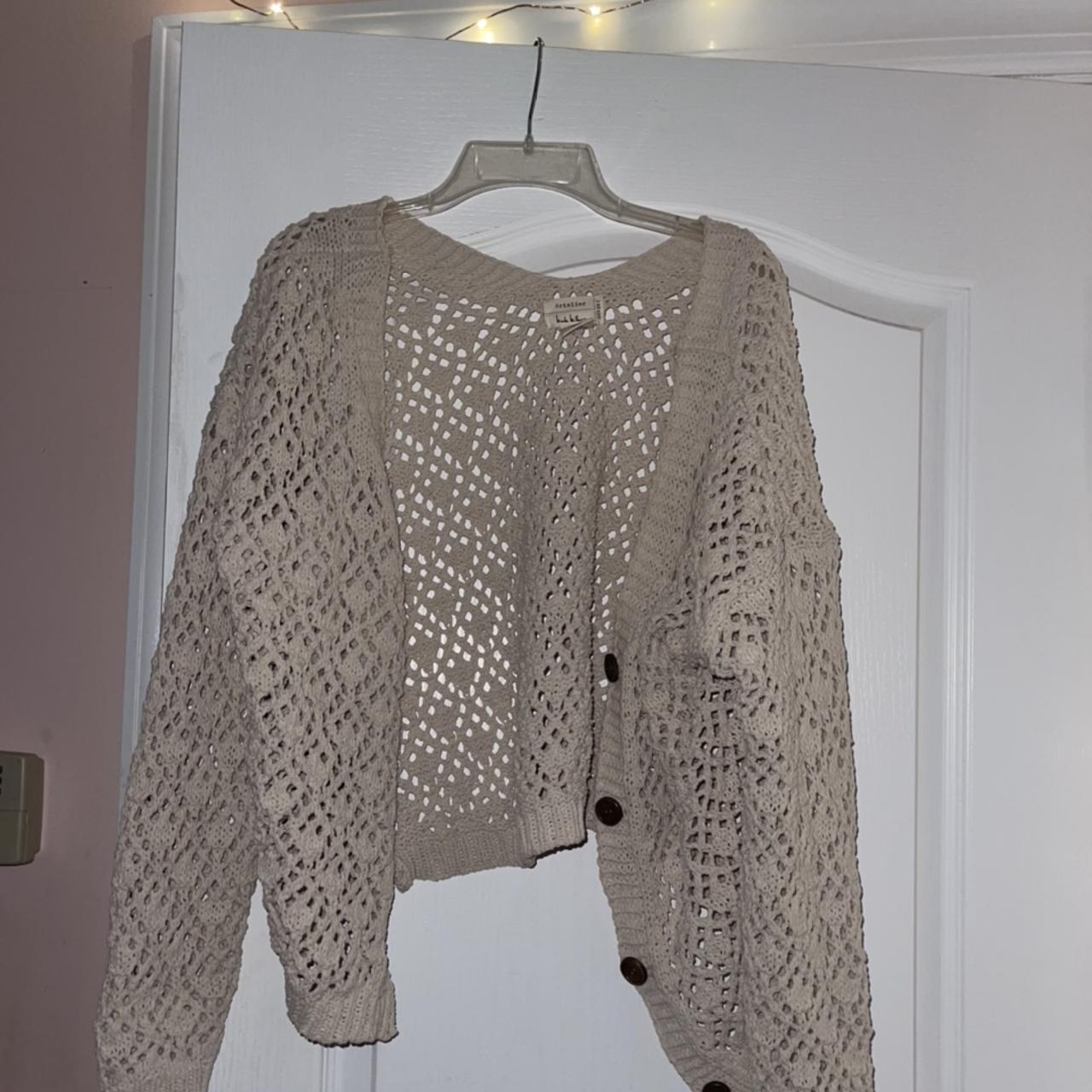 Light sweater by Artelier X Nicole Miller. in love.... - Depop