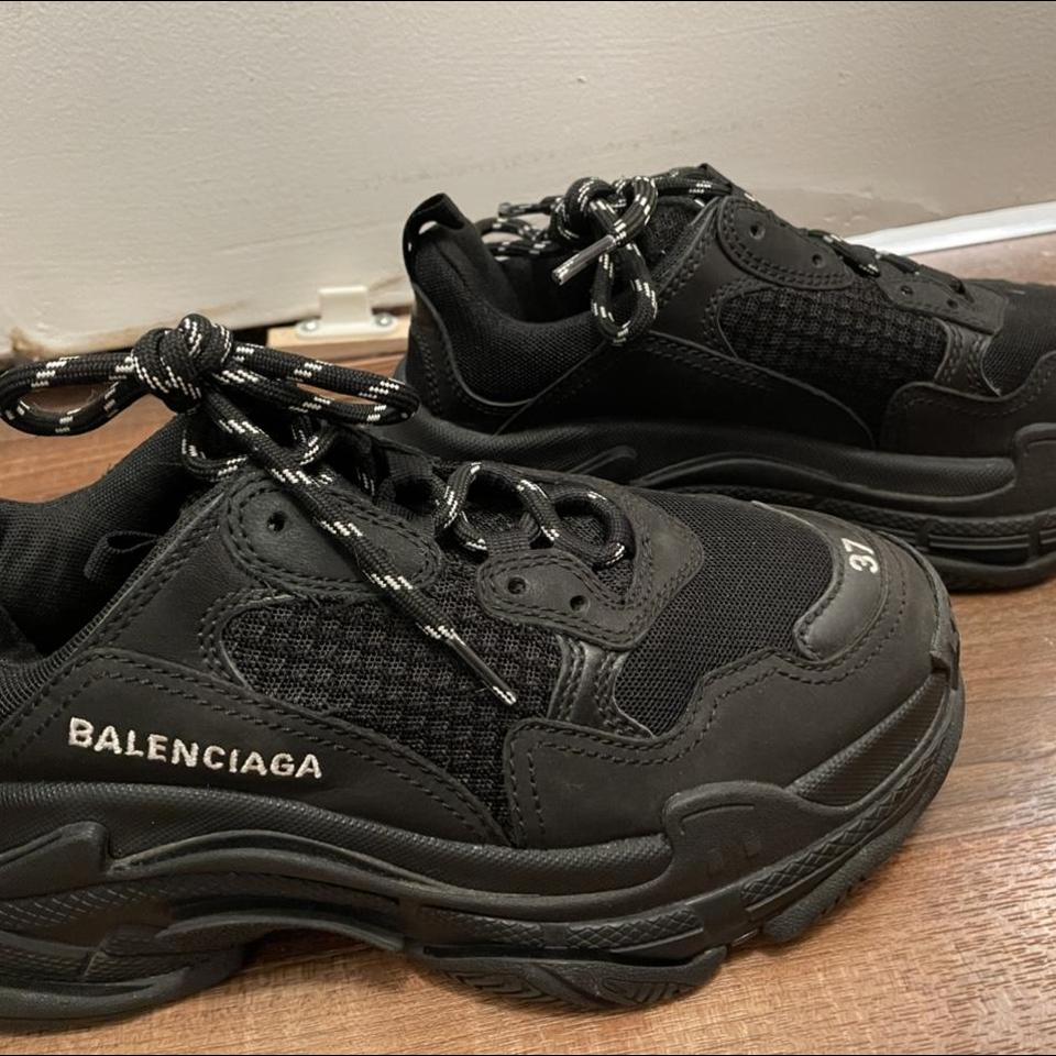 balenciaga triple s black second hand