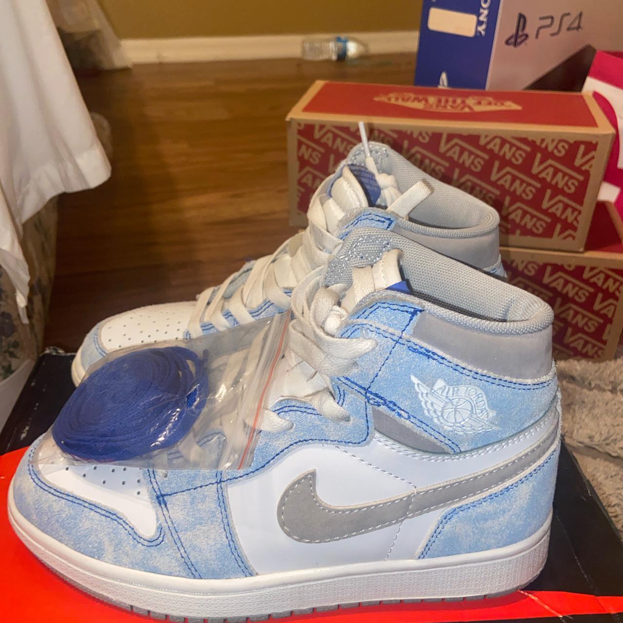 hyper royals aj1