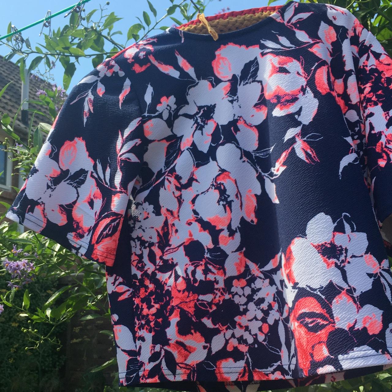 New look flower top Perfect for summer Bought ages... Depop