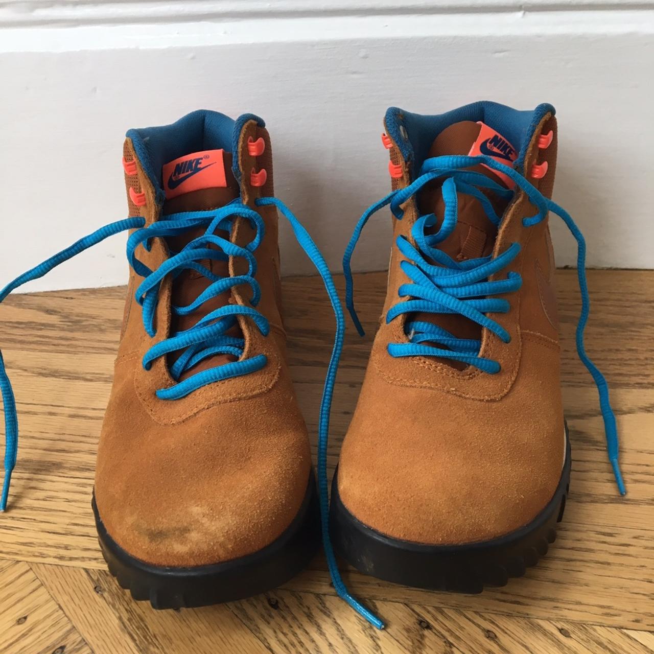 men's nike hoodland suede boots