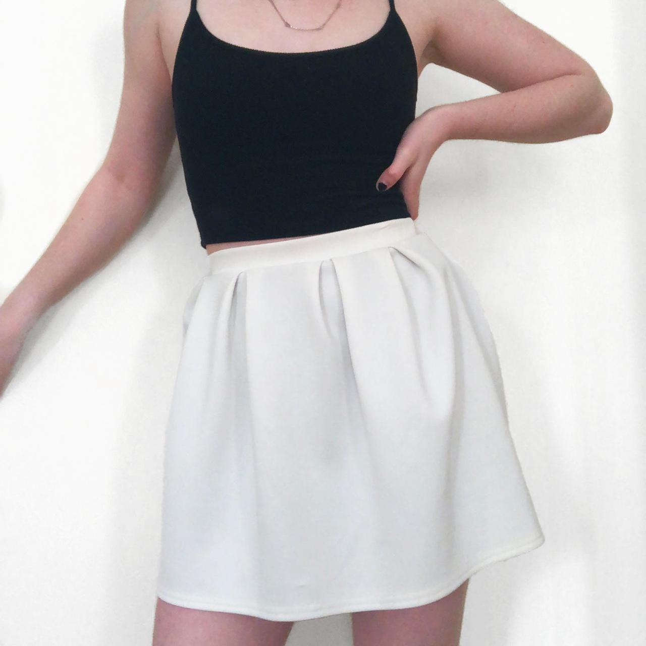 White pleated shop skirt missguided