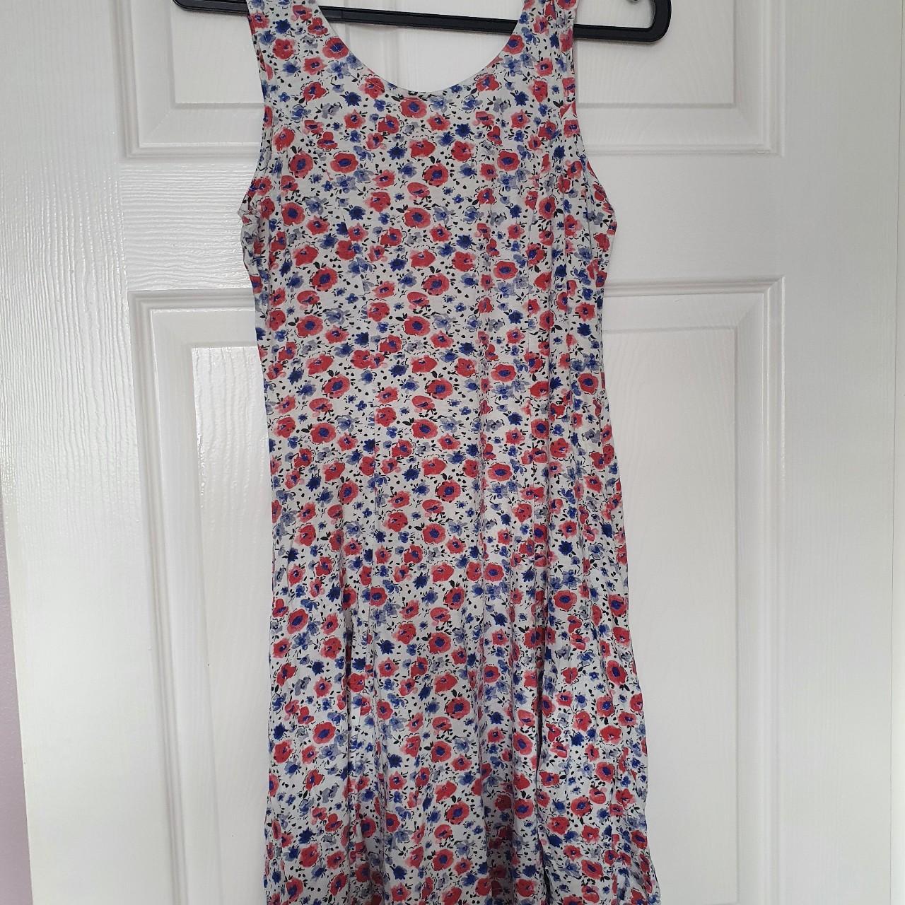 Light summer dress, size 10, perfect for around the... - Depop