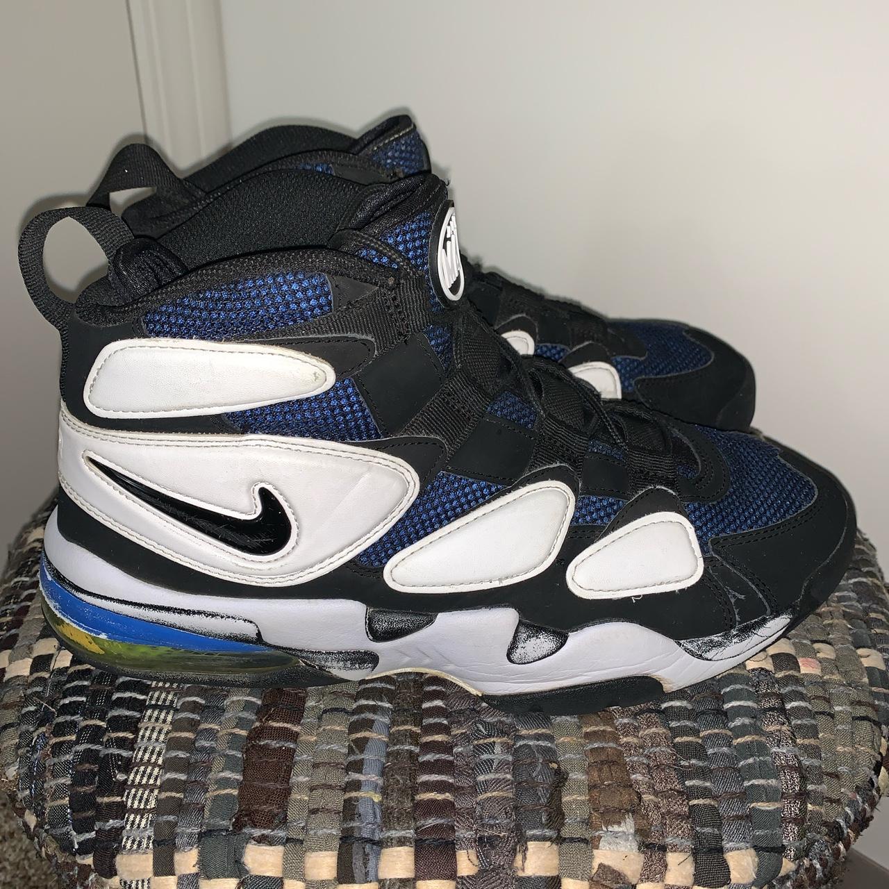 womens all black nike shoes