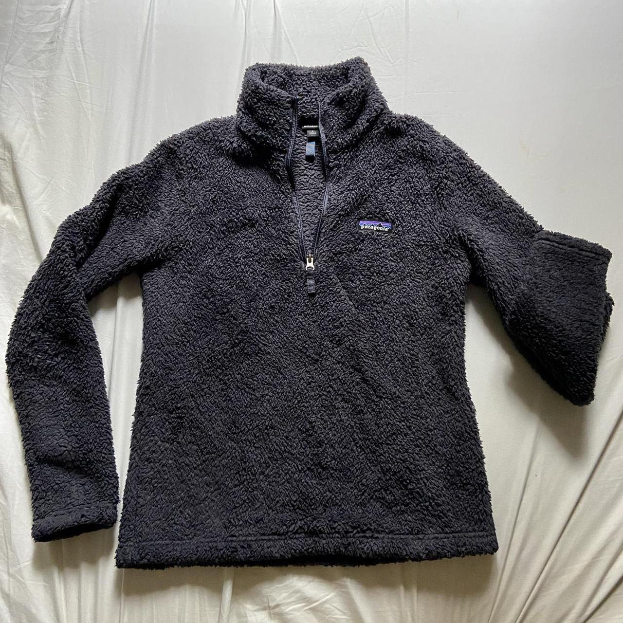 Patagonia Women's Grey and Black Jumper | Depop