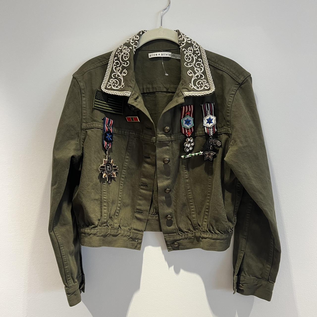 Alice + Olivia buy Chloe Embroidered Cropped Army Green Jacket