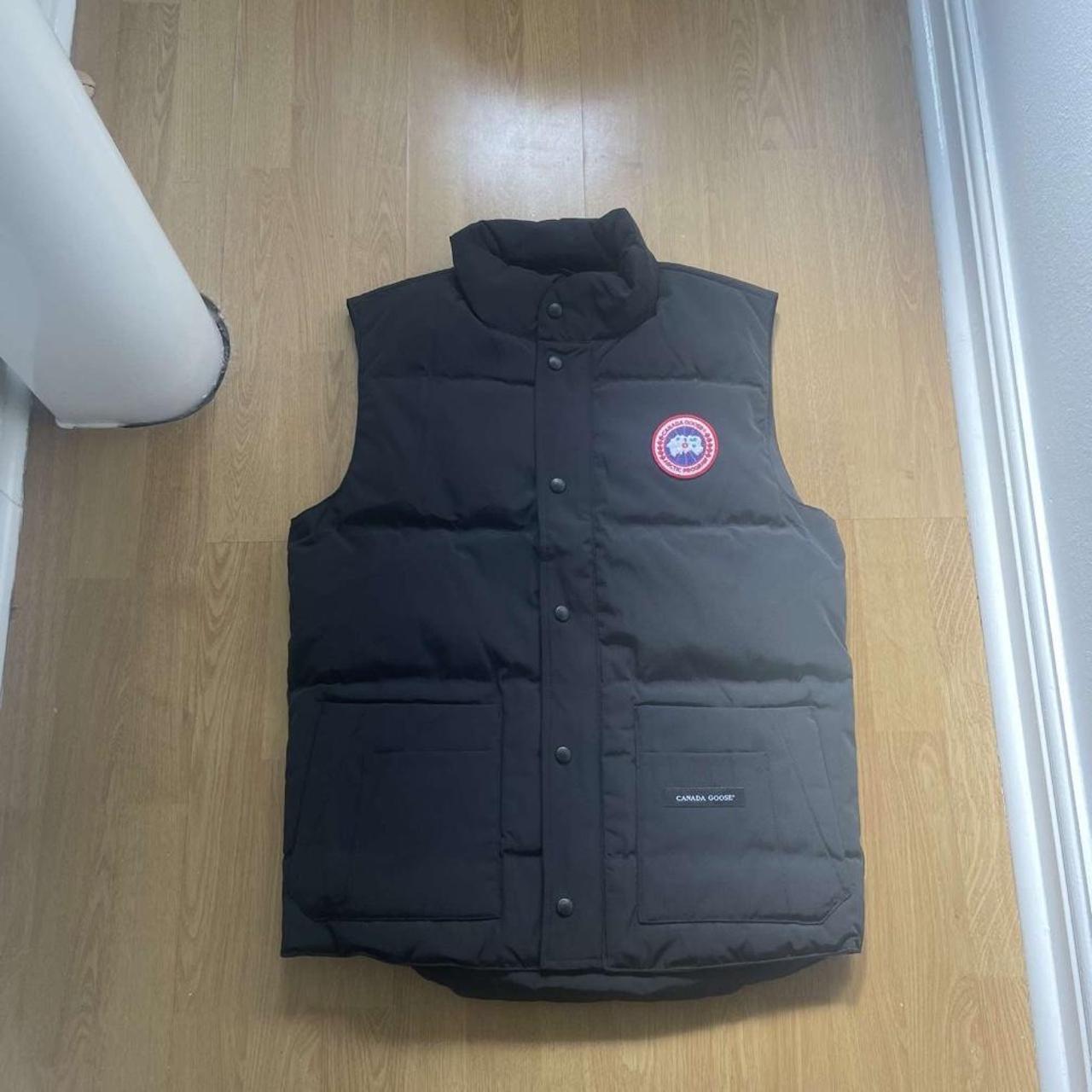 CANADA GOOSE GILET BLACK BRAND NEW SIZE: SMALL OPEN... - Depop