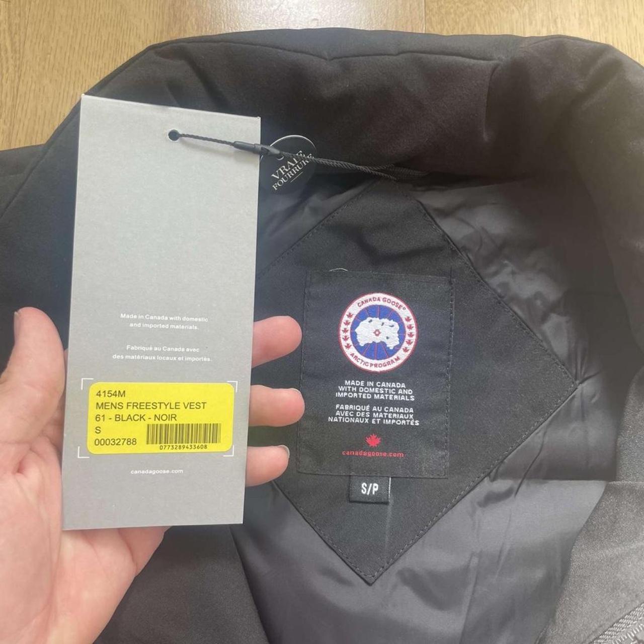 CANADA GOOSE GILET BLACK BRAND NEW SIZE: SMALL OPEN... - Depop