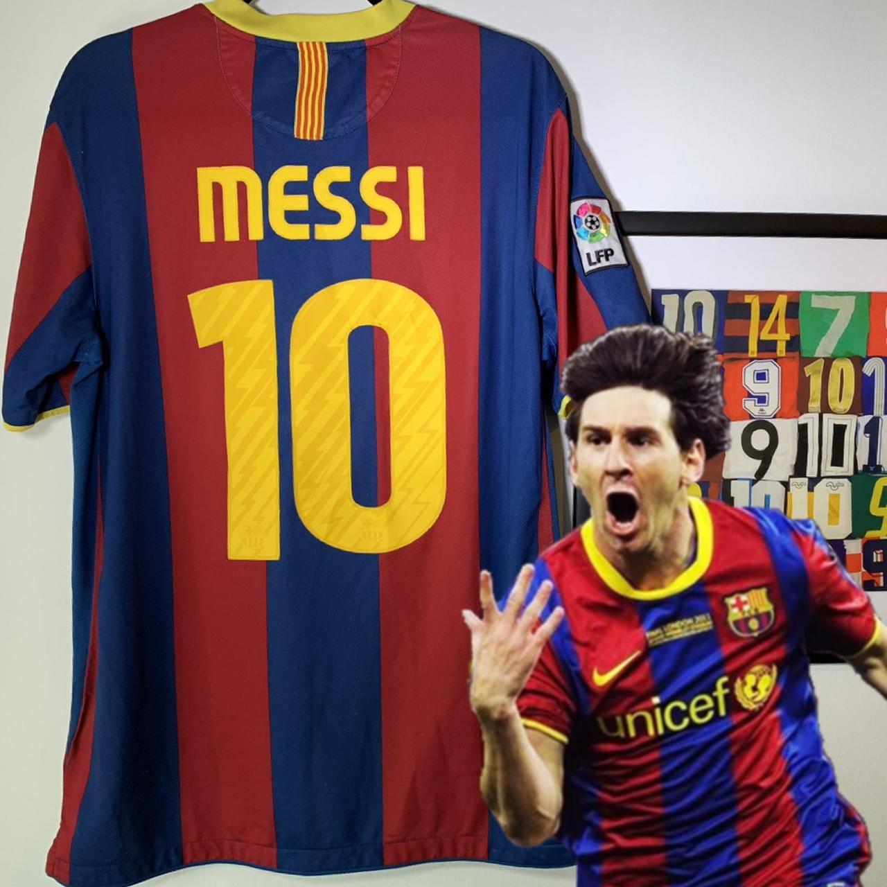 Football Myths Messi 10 Barcelona 2010/11 Home Jersey Medium