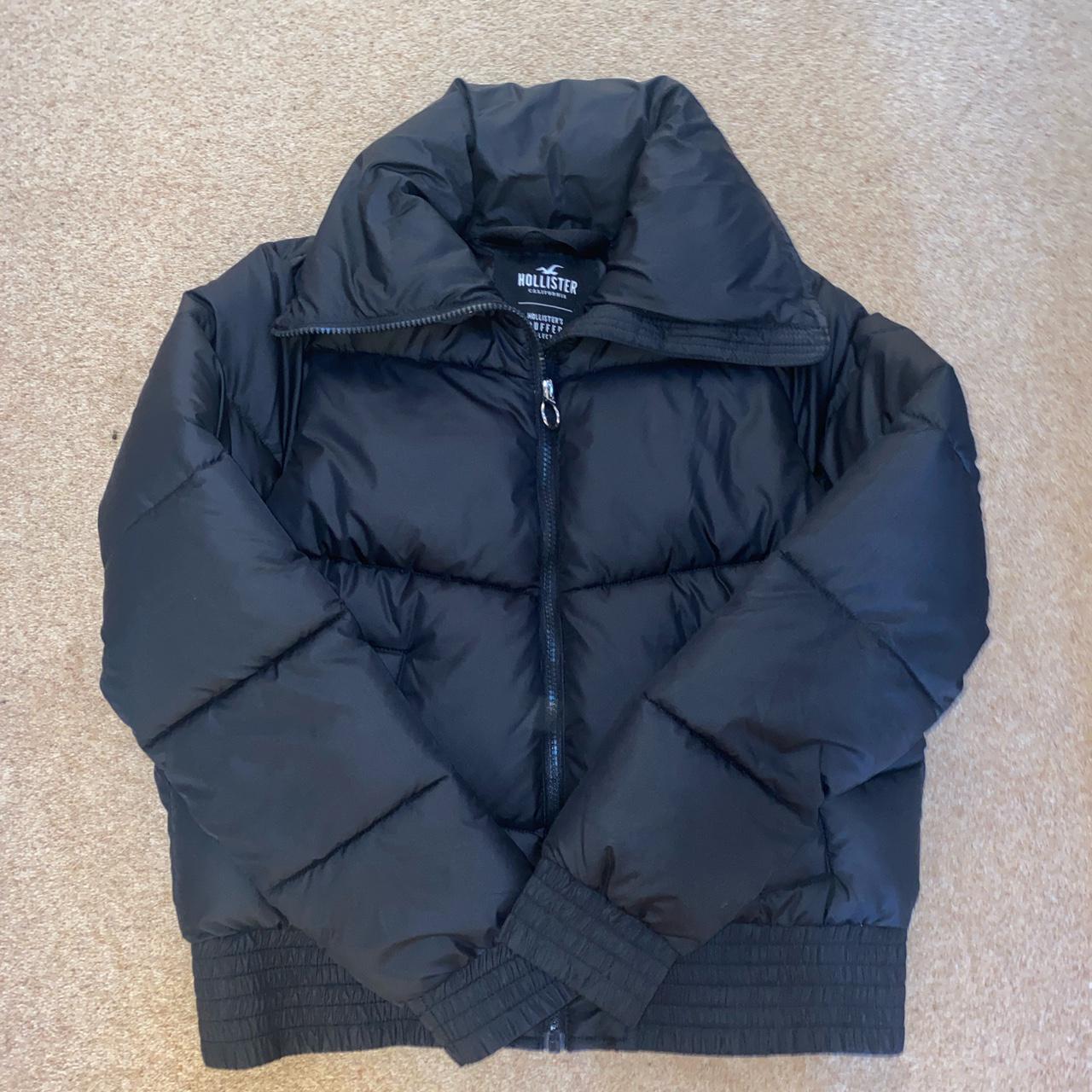 Hollister black puffer jacket Used once Bought for... - Depop
