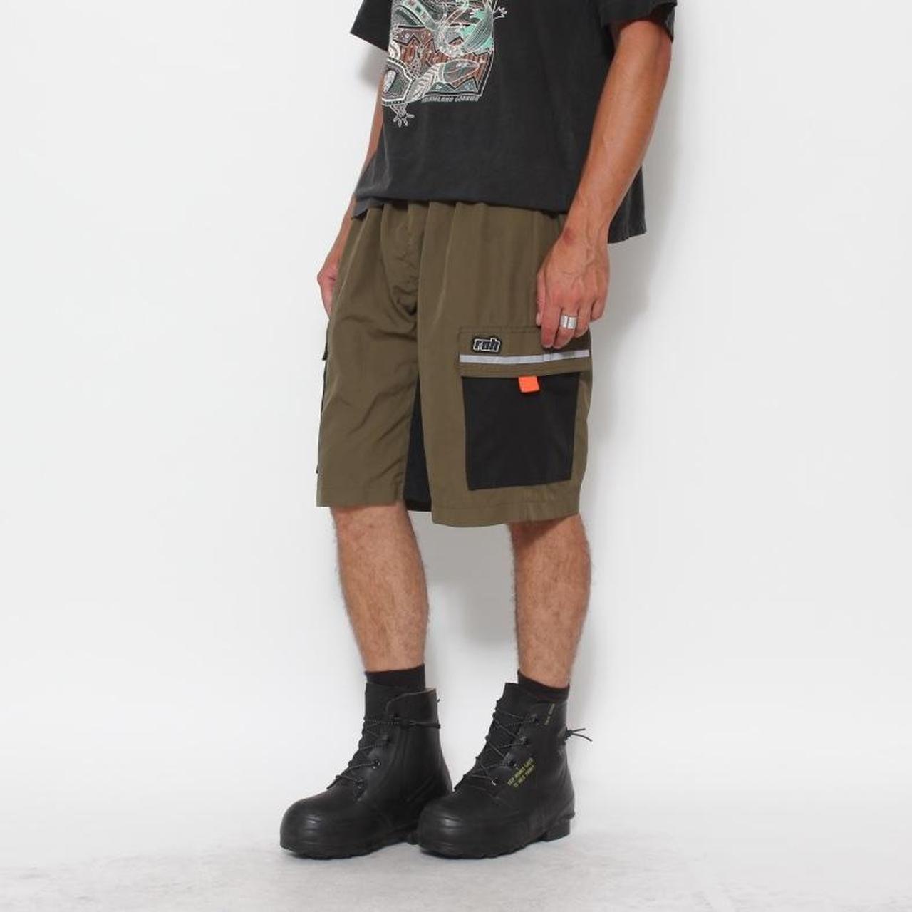 TECHNICAL LIGHTWEIGHT NYLON CARGO SHORTS BY RNH... Depop