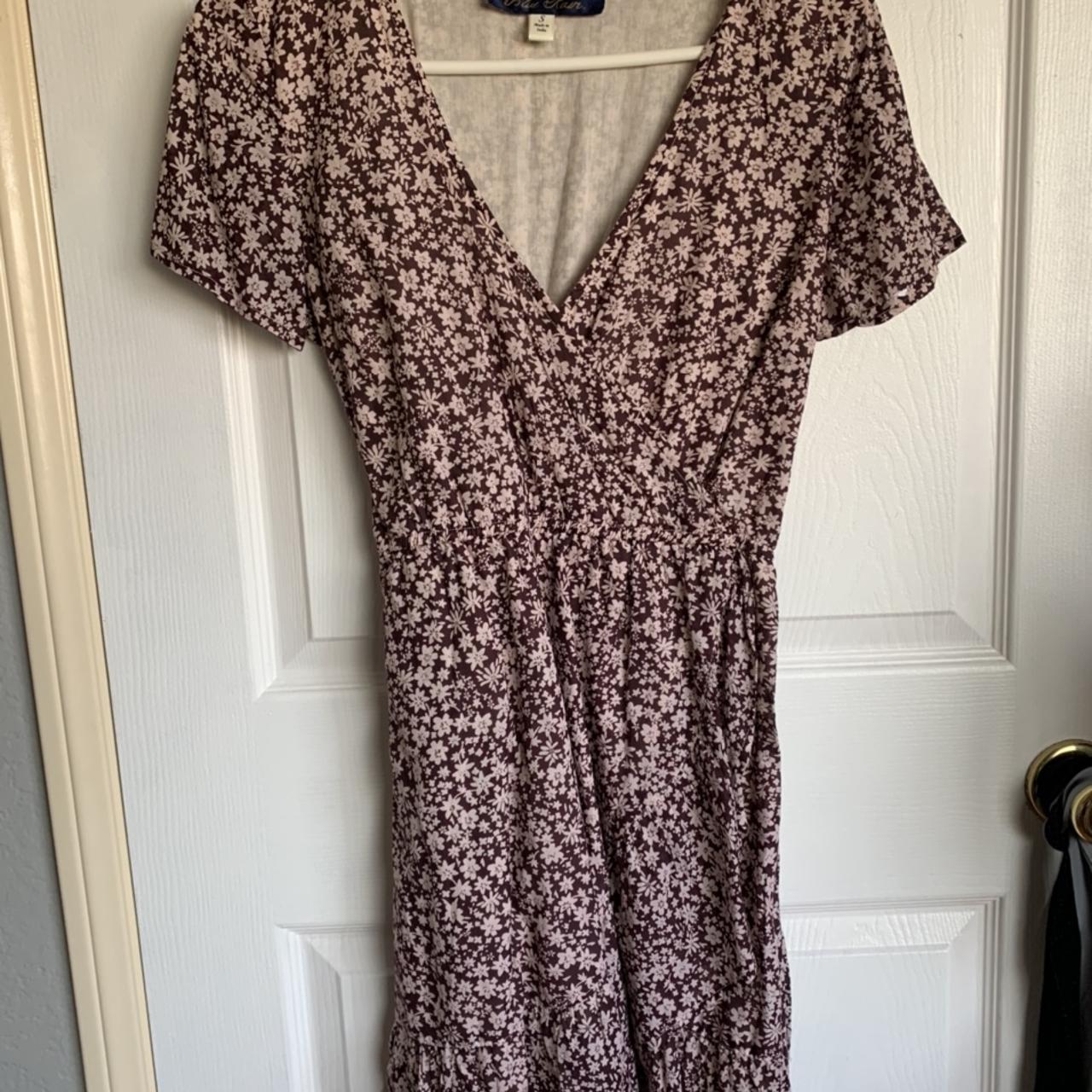 Brown floral dress from Francesca’s. #dress #floral... - Depop