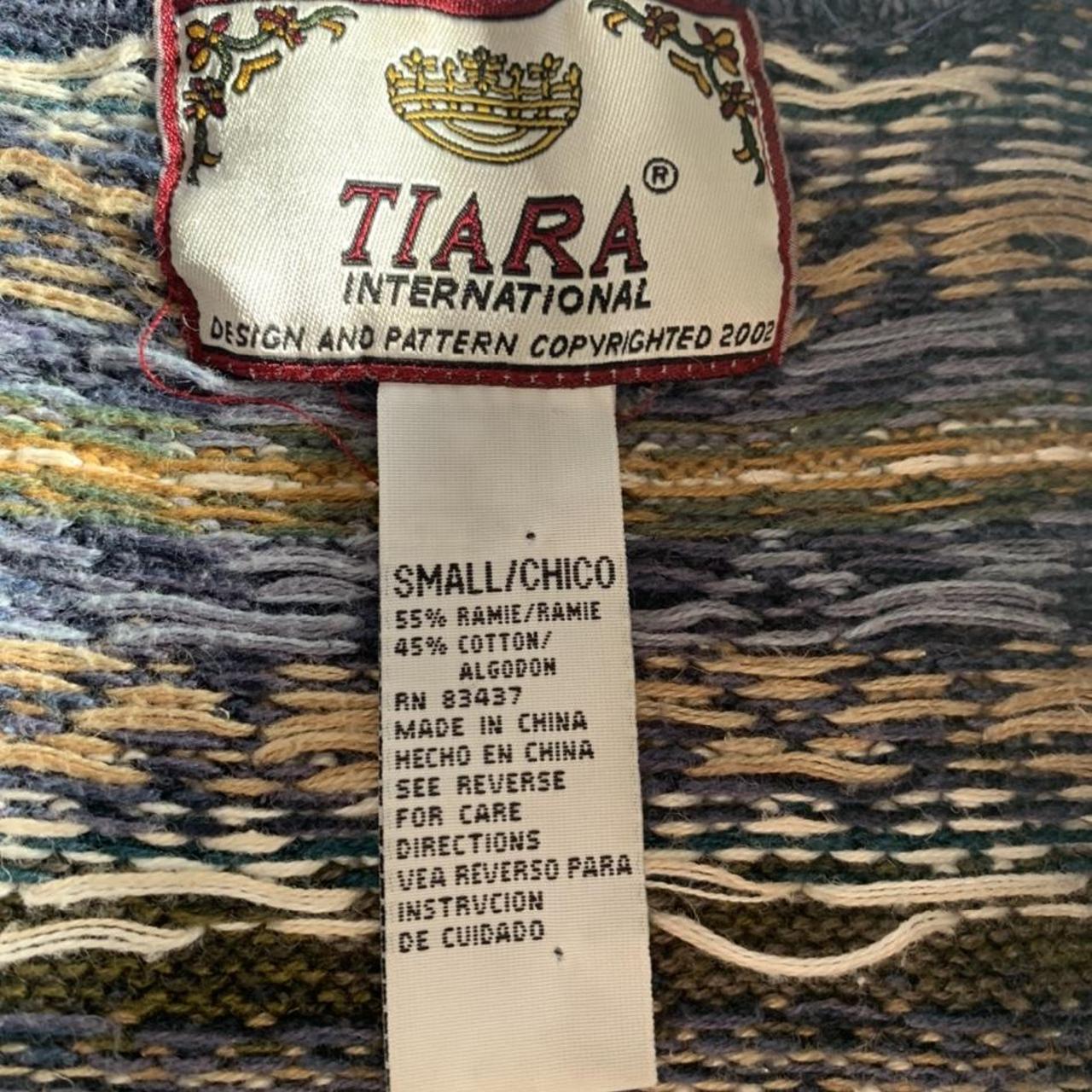 Vintage Tiara International geometric print zip up... Depop