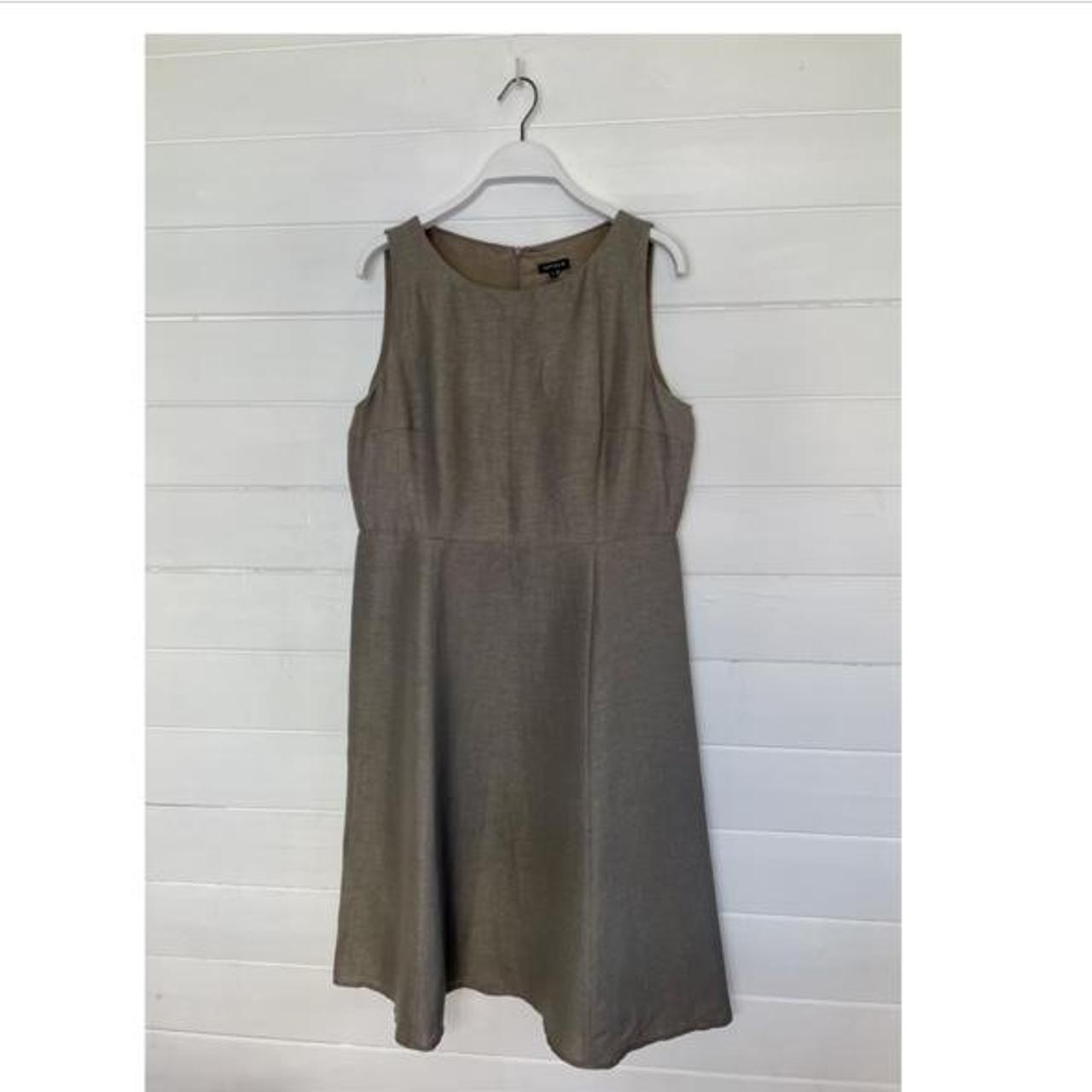 Jaeger Women's Dress | Depop