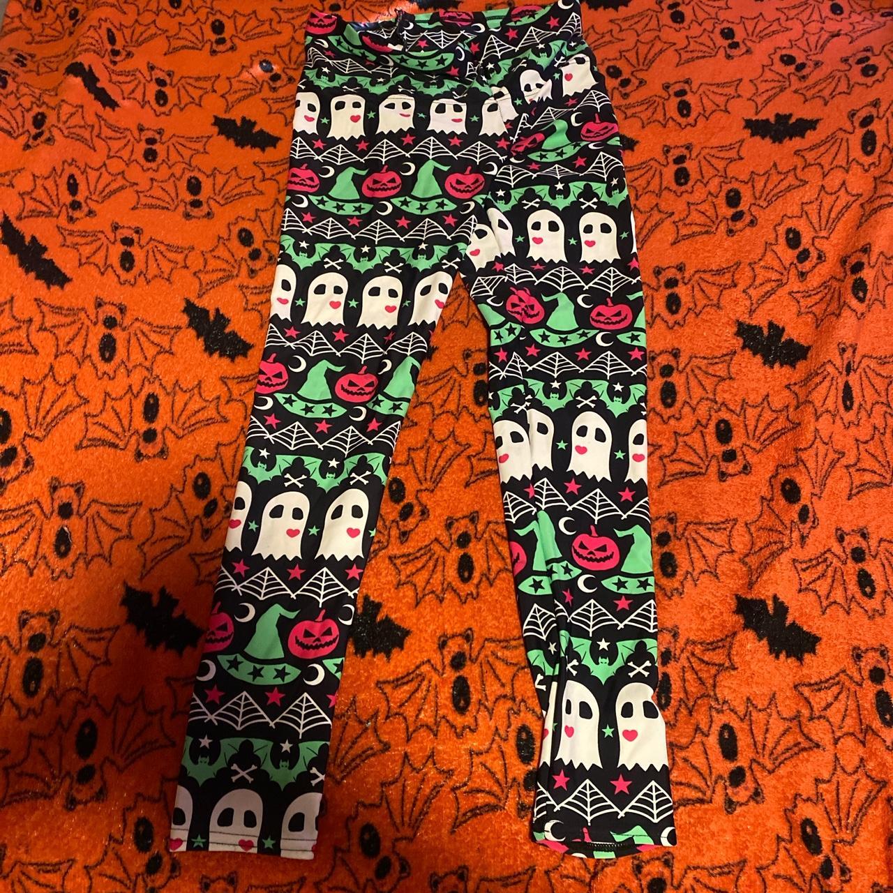 Women's Black and Green Leggings | Depop