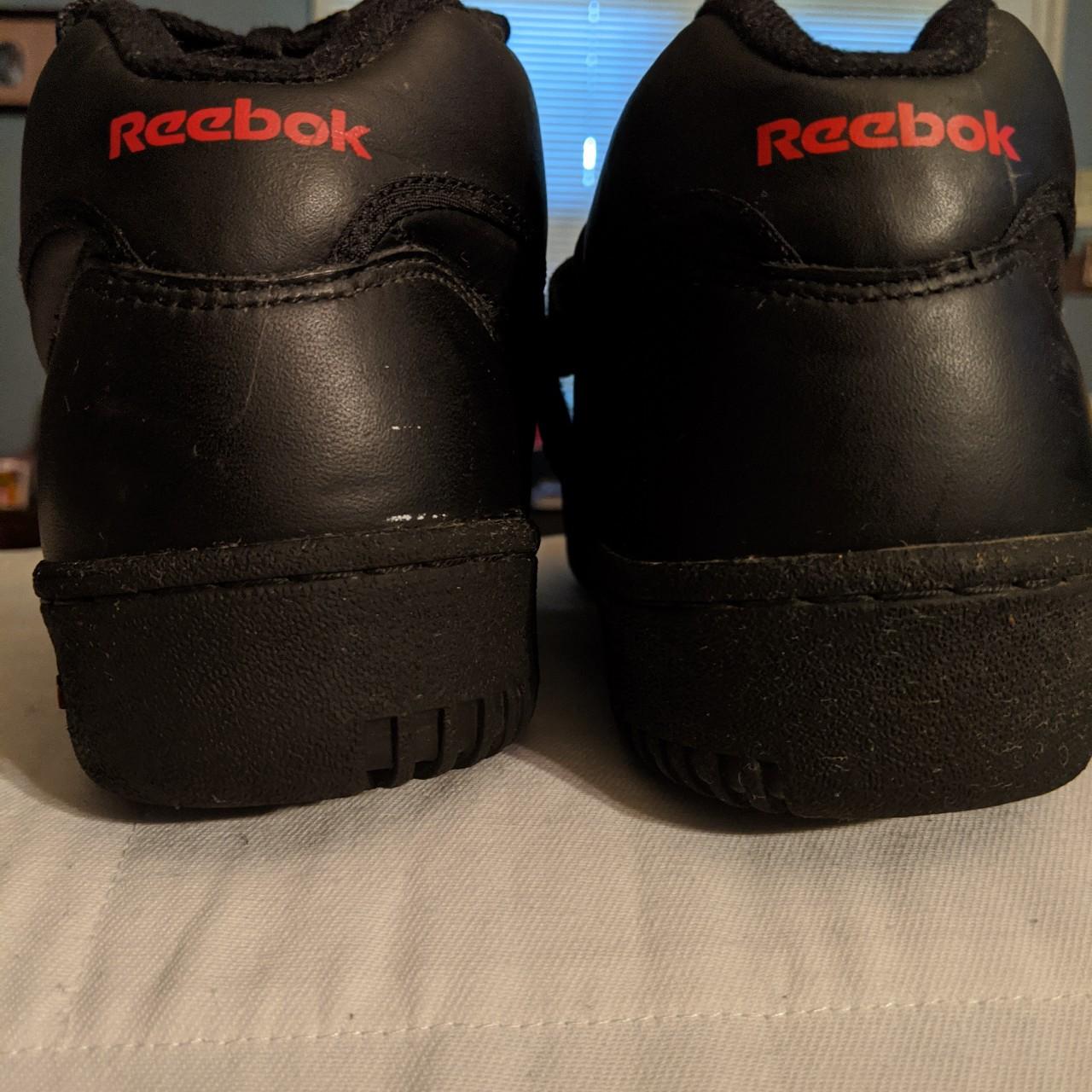 Size (50) Medium Vintage 1998-2005 Reebok Charles - Depop