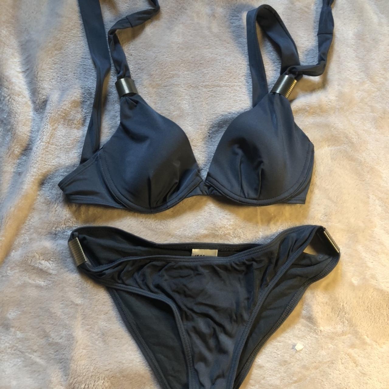 H&M halter bikini set 🌿 great condition! top size-... - Depop