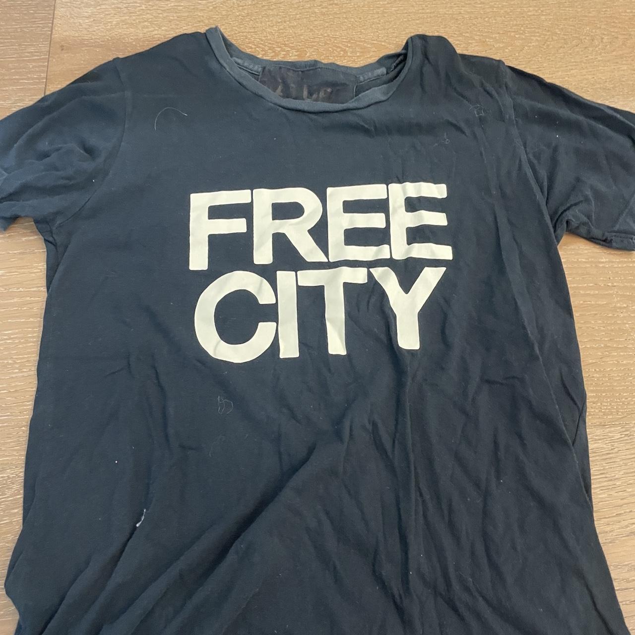 FREECITY Women's T-shirt
