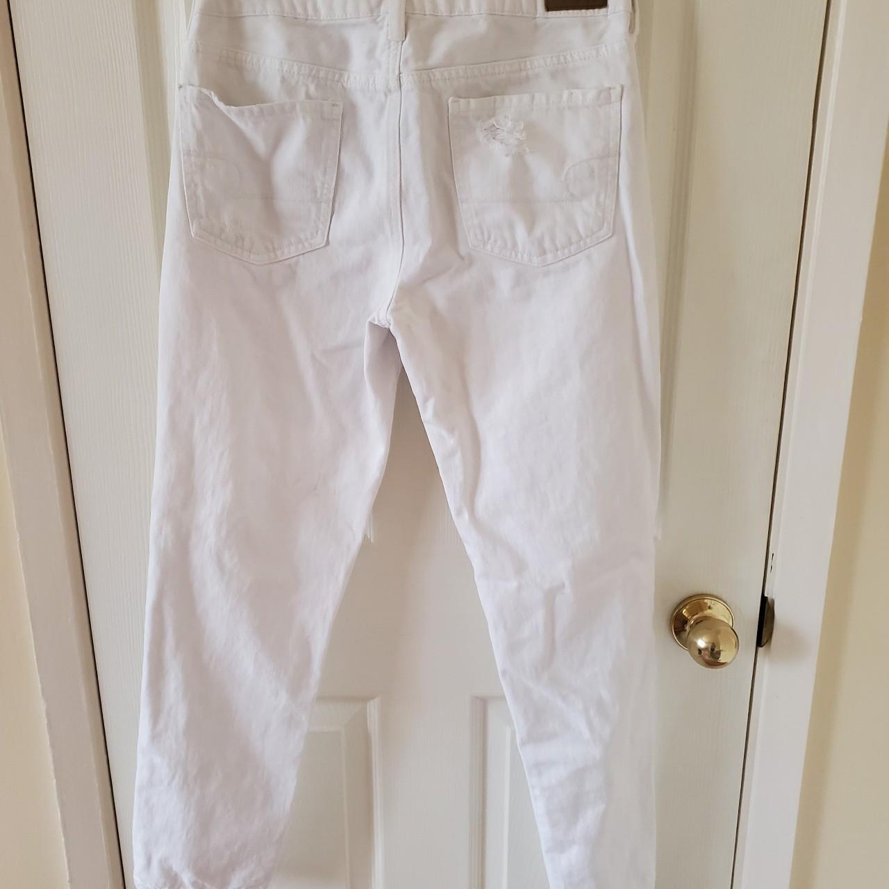 American Eagle Outfitters Women's White Jeans | Depop