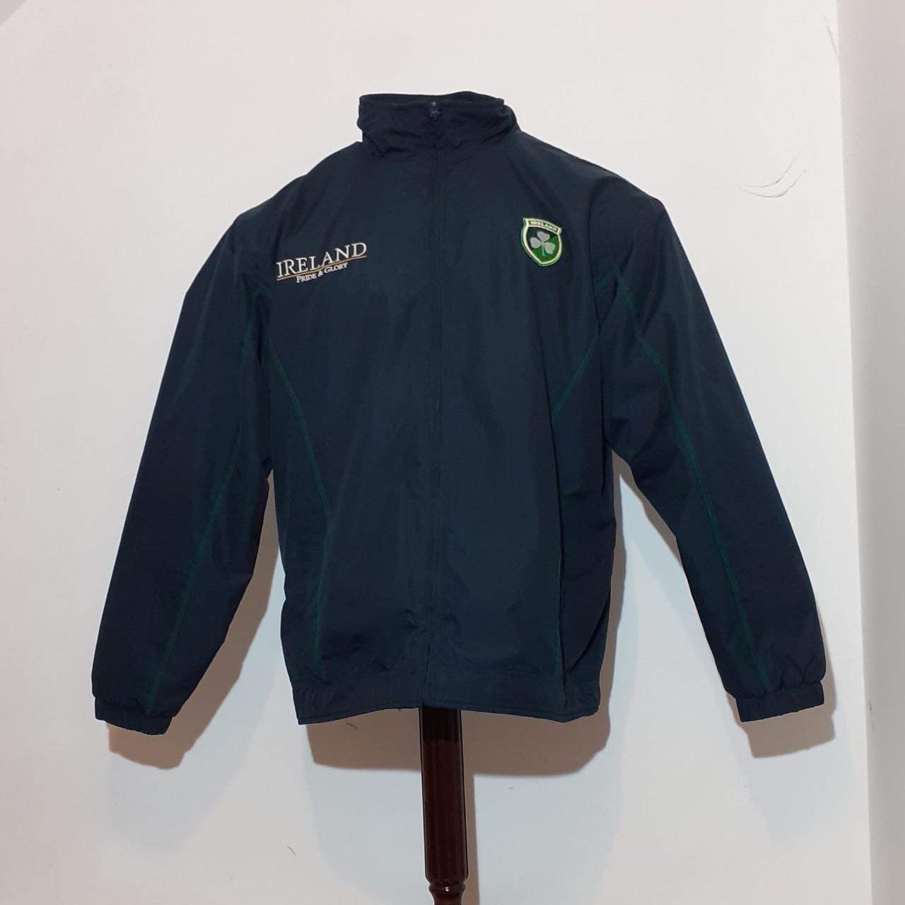 Ireland Rugby rain jacket adults XXL lovely warm... Depop