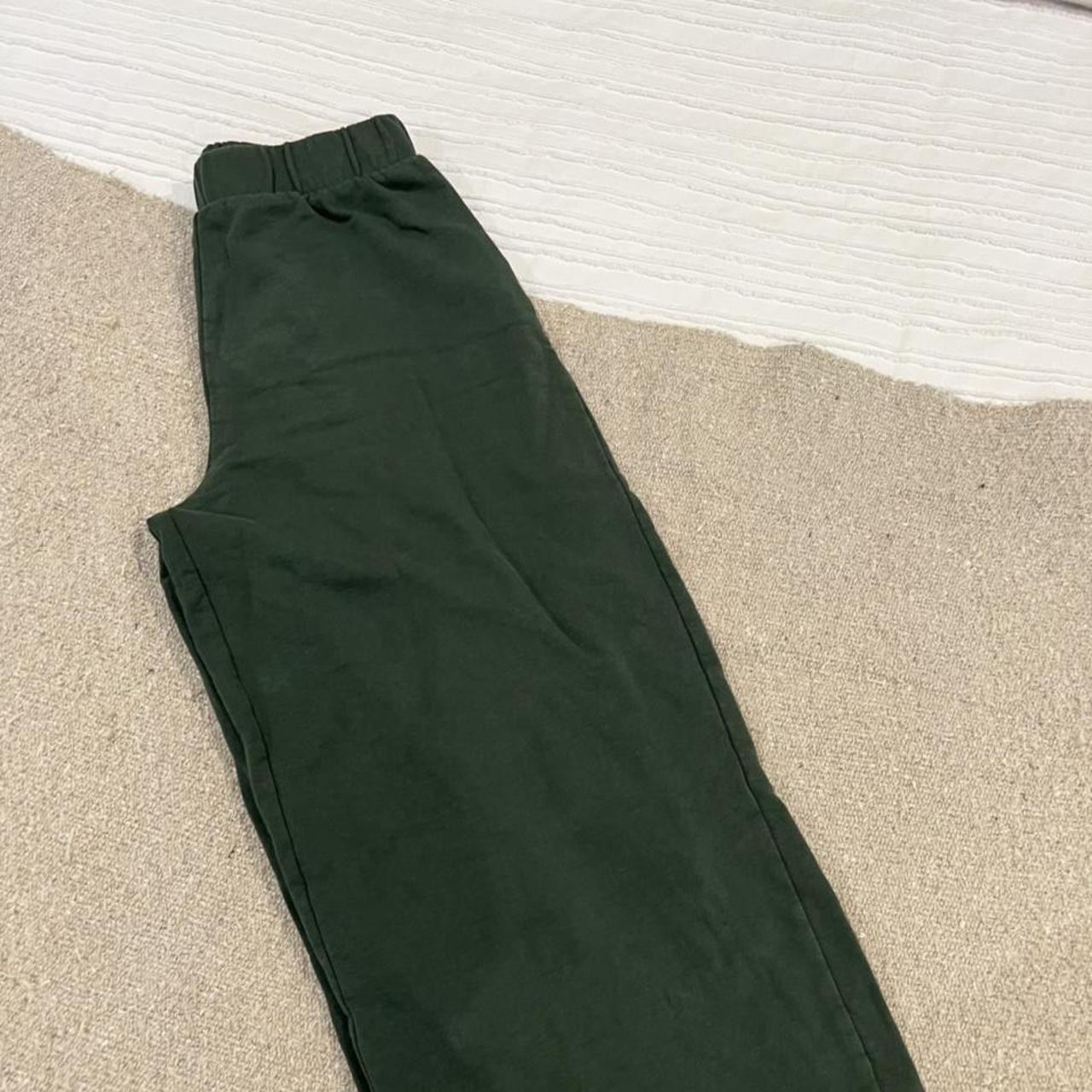 Zara Women's Green Joggers-tracksuits | Depop